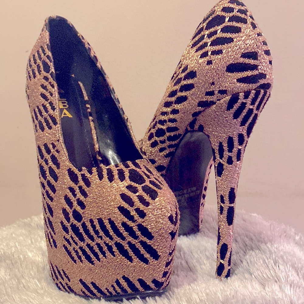 Beautiful, Black and Gold ALBA Stilettos